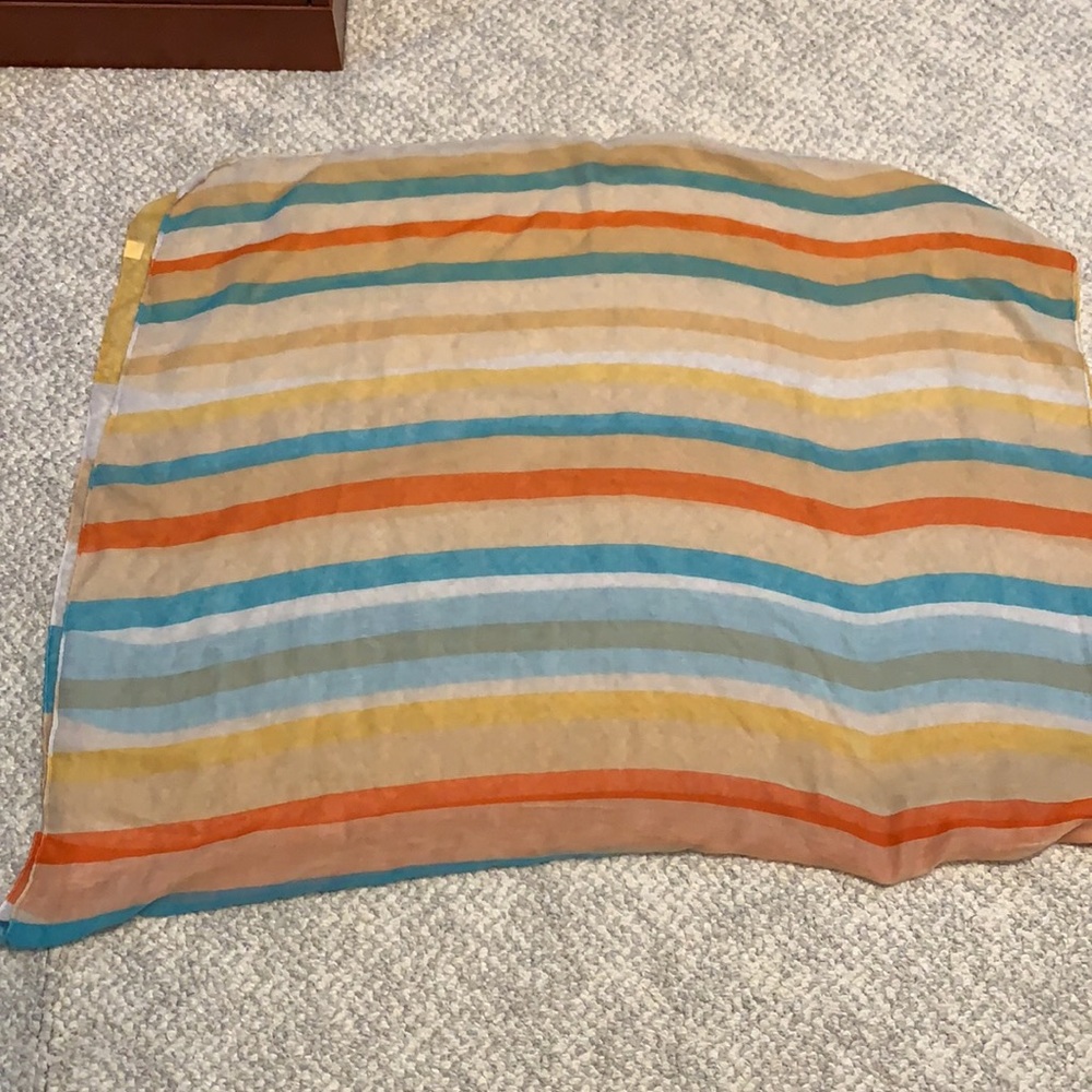 Striped Scarf - Picture 2 of 3